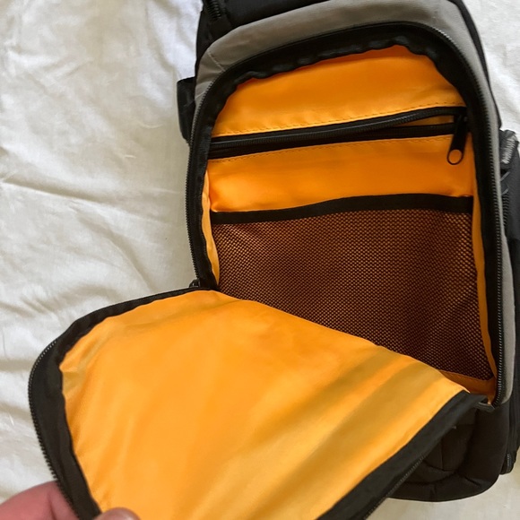 Case Logic medium sized Camera DSLR bag - Picture 3 of 7